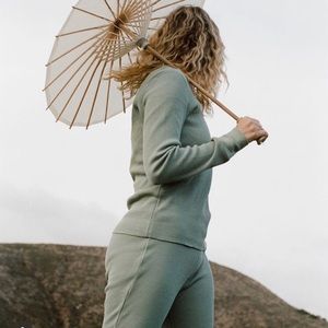 NOBLE ADULT ORGANIC WAFFLE TOP IN SAGE small